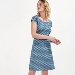 La Fiancee teal printed jersey knit short sleeve dress